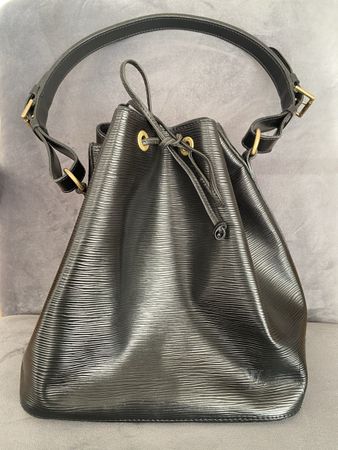 Louis Vuitton Noé cuir épi noir vintage excellent état