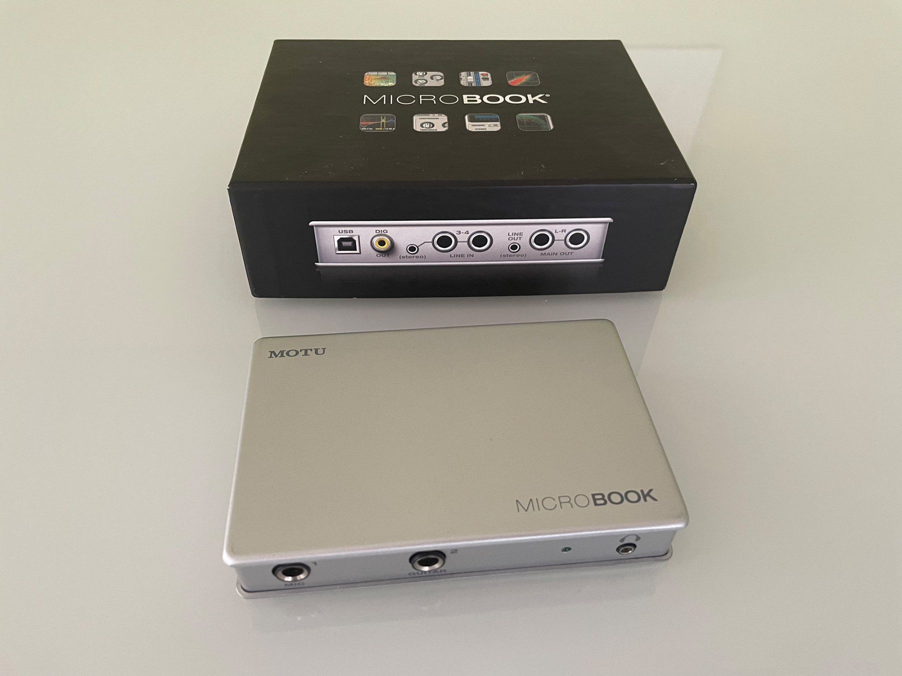 Attrezzatura per studi di registrazione: MOTU MicroBook USB Audio Interface | OVP | Top Zustand – Usato da Ebikon venduto da Posed