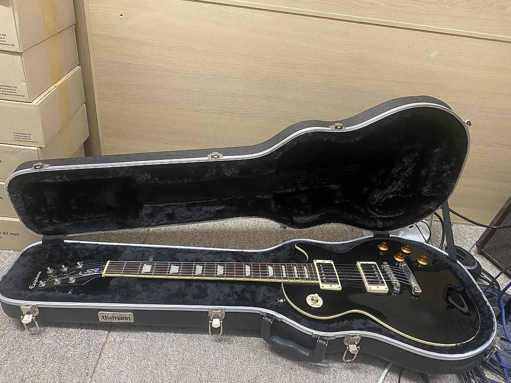 Epiphone Instruments de musique: Epiphone Les Paul mit Gitarrenkoffer – D'occasion à Zürich par gaijin1