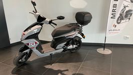Elektro-Roller 45 Km/h