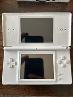 Nintendo ds console mit nicht originalem Ladegerät