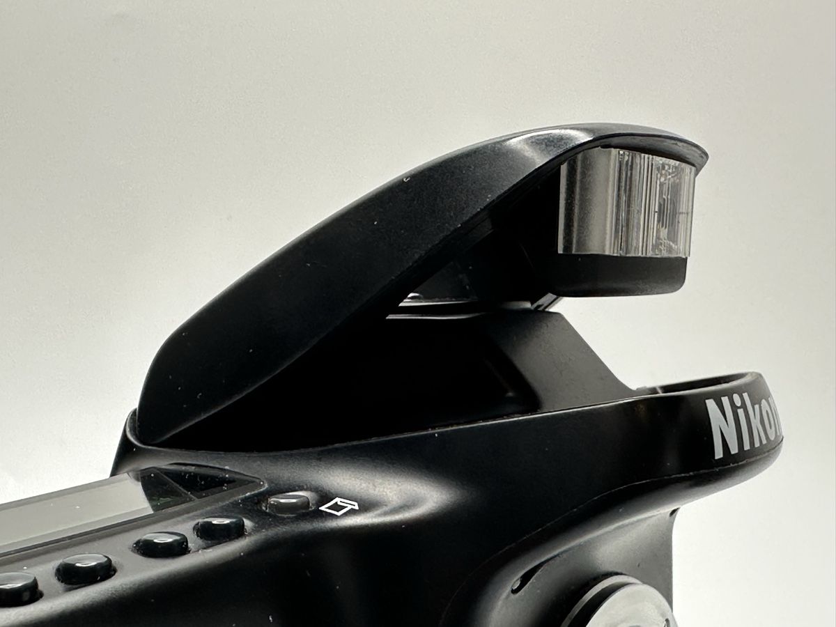 Nikon Kamera: geprüfte Nikon N50 oder F50 mit vivitar Series 1 Zoom – Gebraucht aus zuchwil von solotin74 4