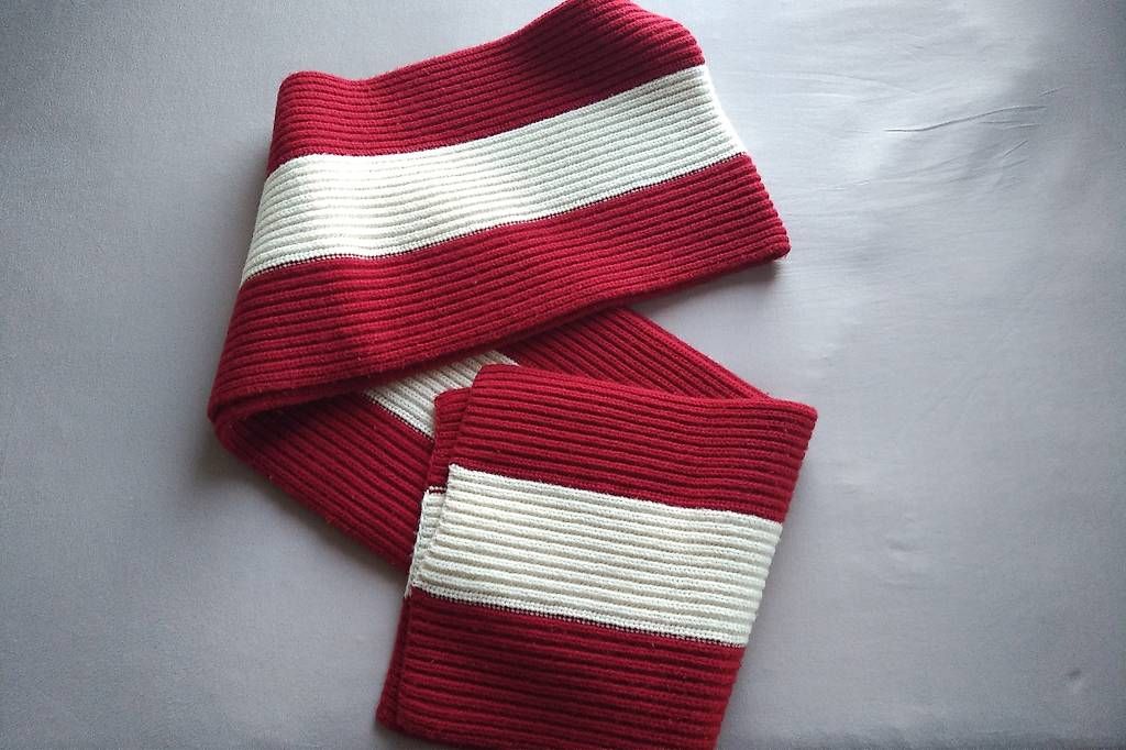 Foulard & Sciarpe: Bally Schaal, 2 Meter länge, Wolle – Usato da Zürich venduto da joe_zh8048