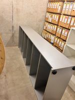 Graues Holzregal - Top Zustand!