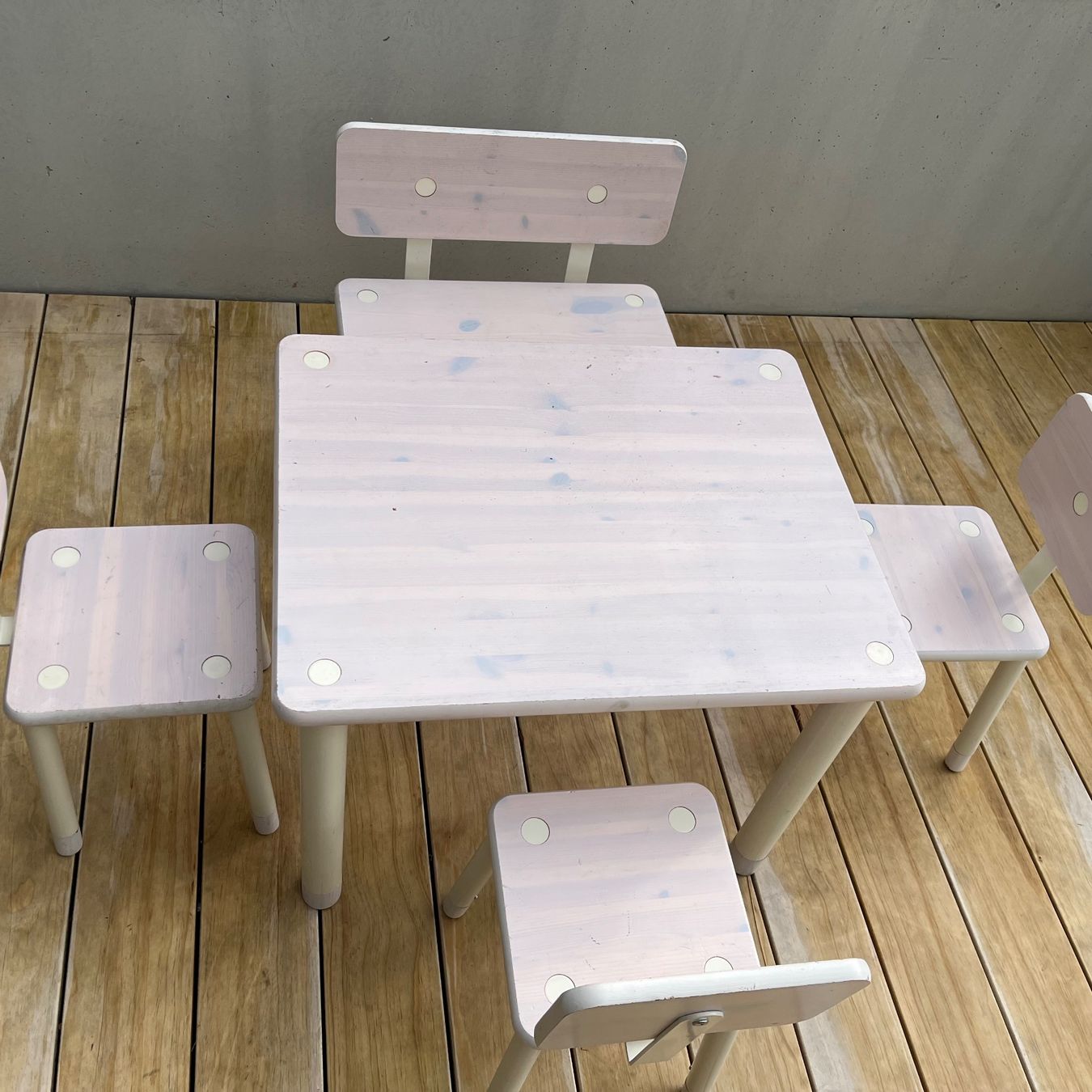 Tavoli: Kindertisch, Bank und 3 Stuhle Eichenholz – Usato da Meilen venduto da Exclusive00 4