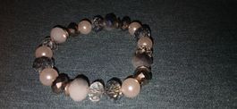 Armband mit "Perlen" etc.