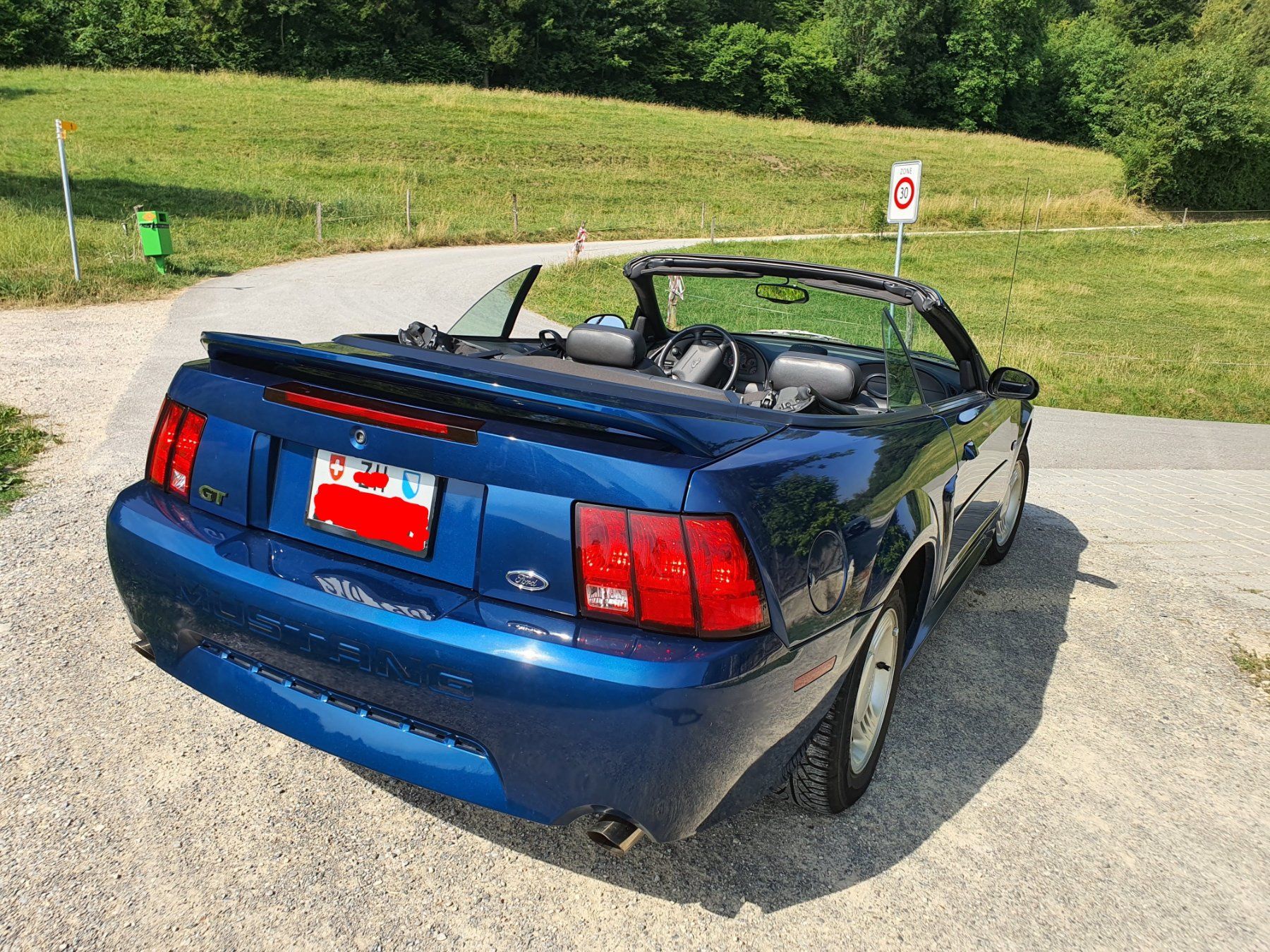 Autos: Youngtimer Ford Mustang Neuwertig – Neu (gemäss Beschreibung) aus Dällikon von Emot 3