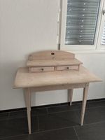 Schreibtisch Holz mit zwei Schubladen weiss lasiert