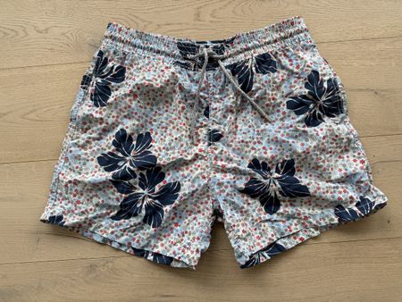 Vilebrequin Men's XL Swim Shorts - Floral - Summer Ready!