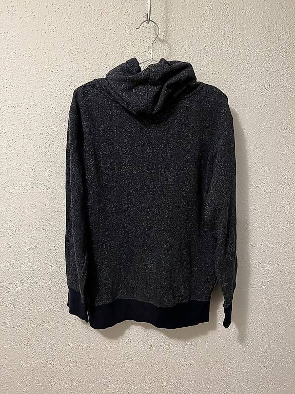 Maglioni & Felpe: Pullover Grösse M Kaputze – Usato da Lostorf venduto da Inga_r 1