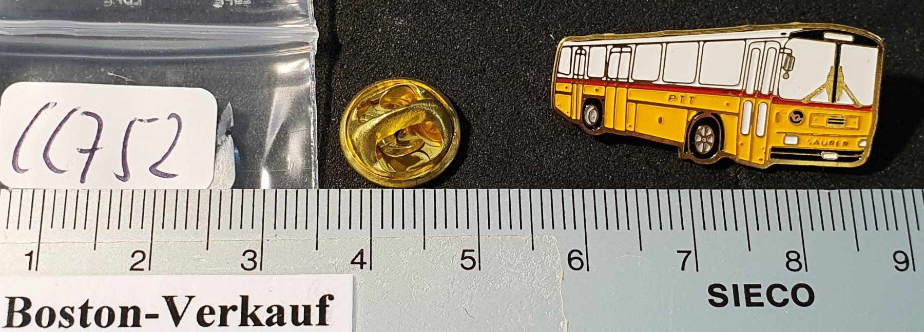 Saurer Placchette & Badge: CC752 - Pin PTT Postauto Saurer – Usato da Reinach BL venduto da Boston-Verkauf 2