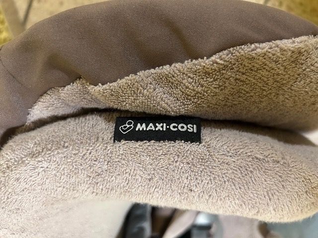 Maxi-Cosi Auto-Kindersitze: Maxi-Cosi Babyautositz – Gebraucht aus Opfikon von MKT1909 1