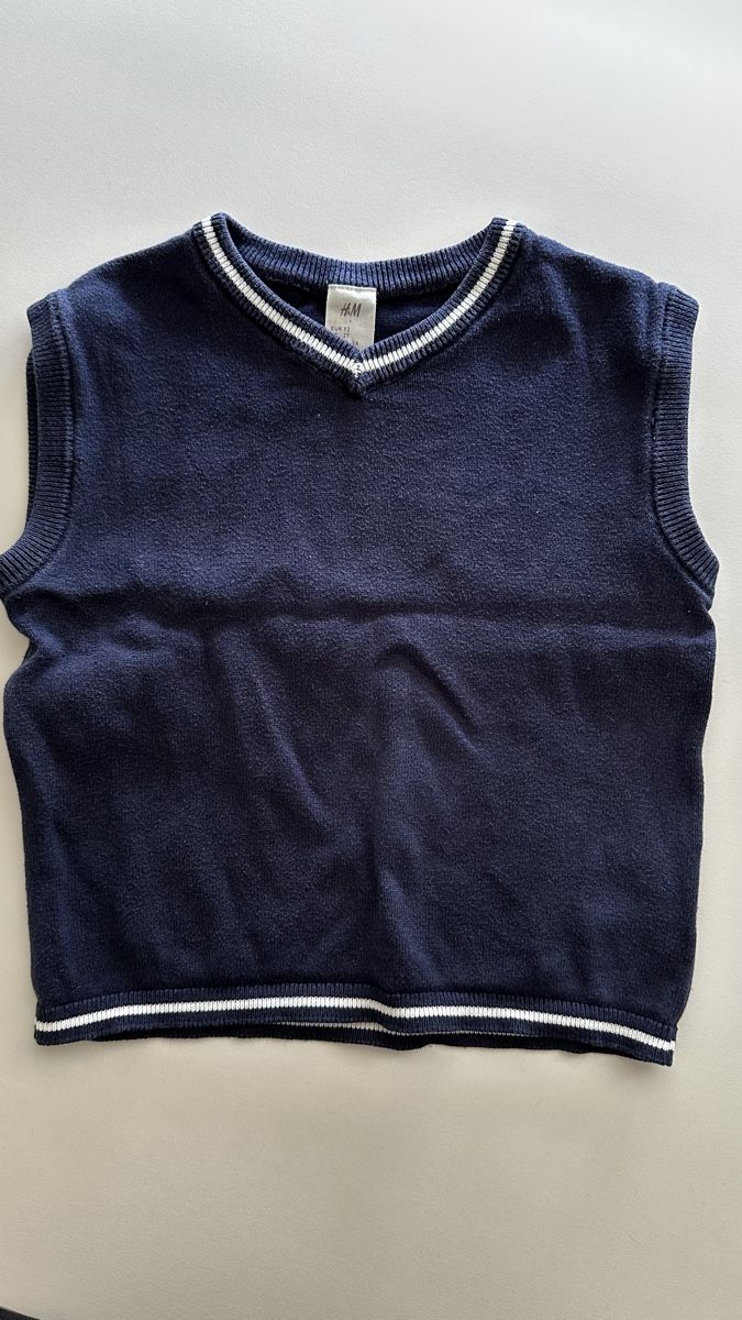 H&M Autres vêtements garçon: Strickweste, Gr 92 – D'occasion à Zürich par KrisZH