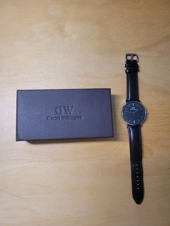 Daniel Wellington Watch SN 01080226835 Comprare su Ricardo