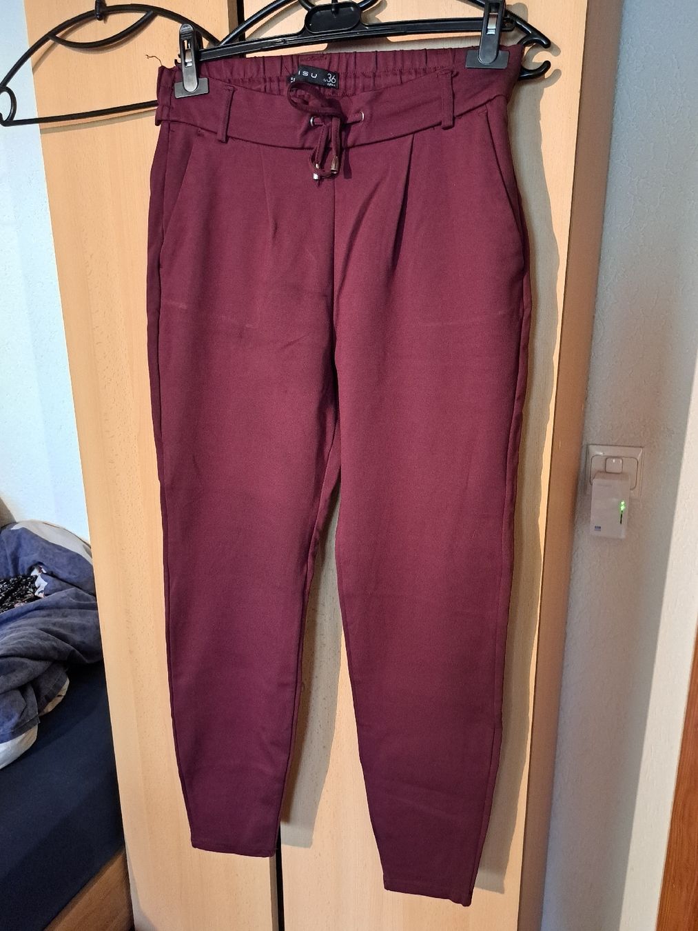 Hosen: Pantalon – Neu (gemäss Beschreibung) aus Berlens von luc_2c79