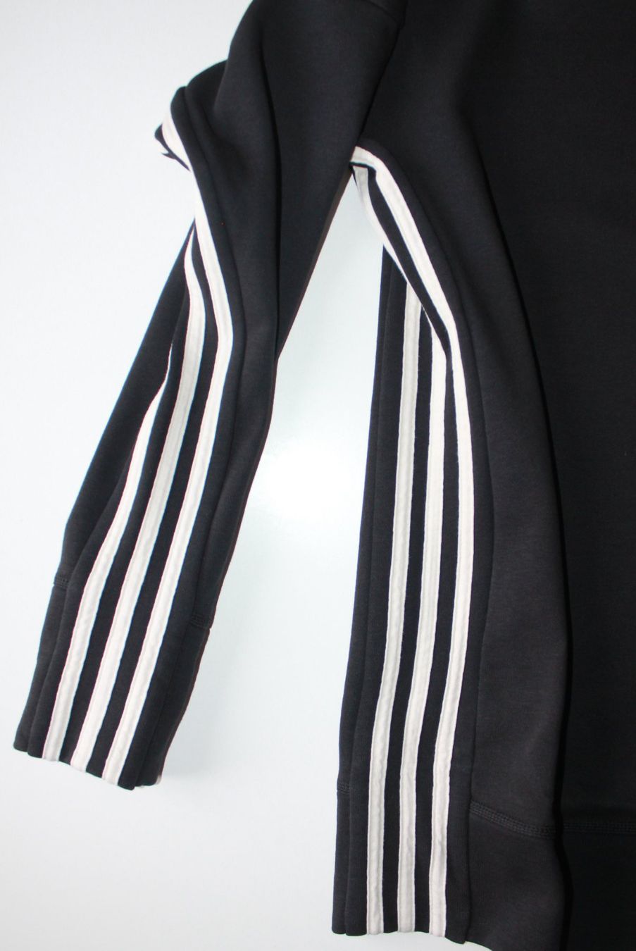 Adidas Maglioni & Felpe: Pull Adidas noir avec bandes blanches  t. XS – Usato da Peseux venduto da Gilloss 3