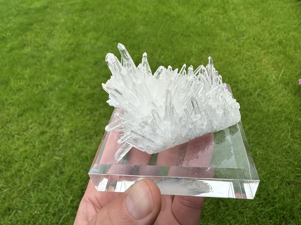 Mineralien & Heilsteine: Nadelquarz Val Bedretto – Gebraucht aus Oberuzwil von Crystall0 2