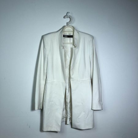 Zara Damenmantel weiss Gr. M sehr schön     .