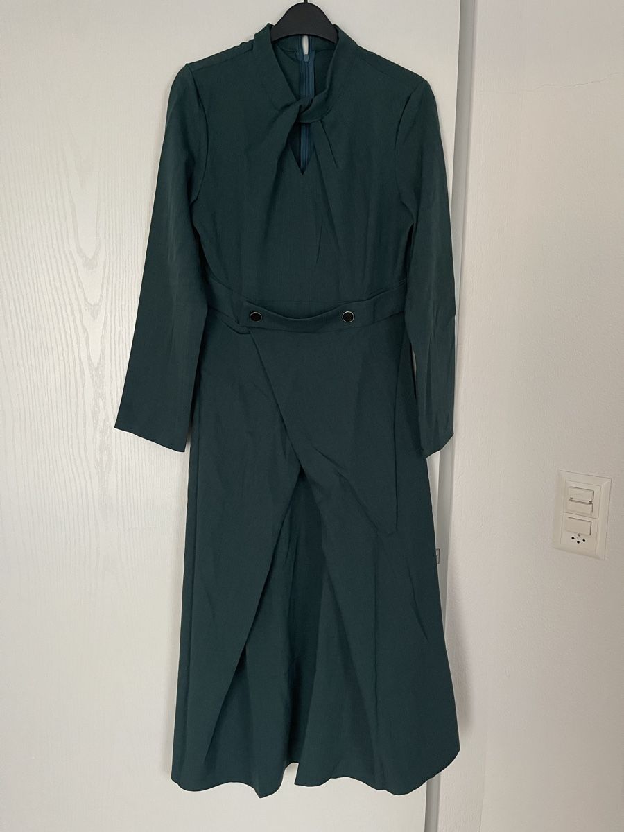 Shein Vestiti: Elegantes, dunkelgrünes Kleid s – Usato da Bremgarten AG venduto da arl_8nbf