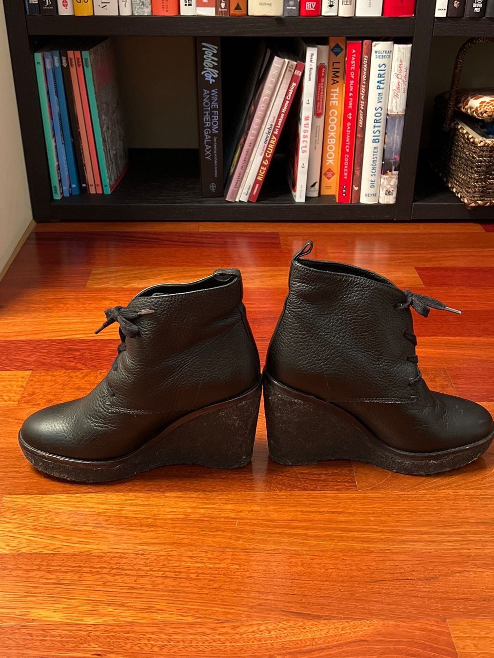 Jil Sander Scarpe da donna: Jil Sander Halbstiefeln 35.5 – Usato da Wädenswil venduto da gdcb