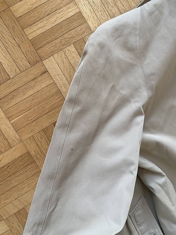 Burberry Cappotti: Burberry Mantel / Trenchcoat – Usato da Hausen am Albis venduto da CinziaR 4