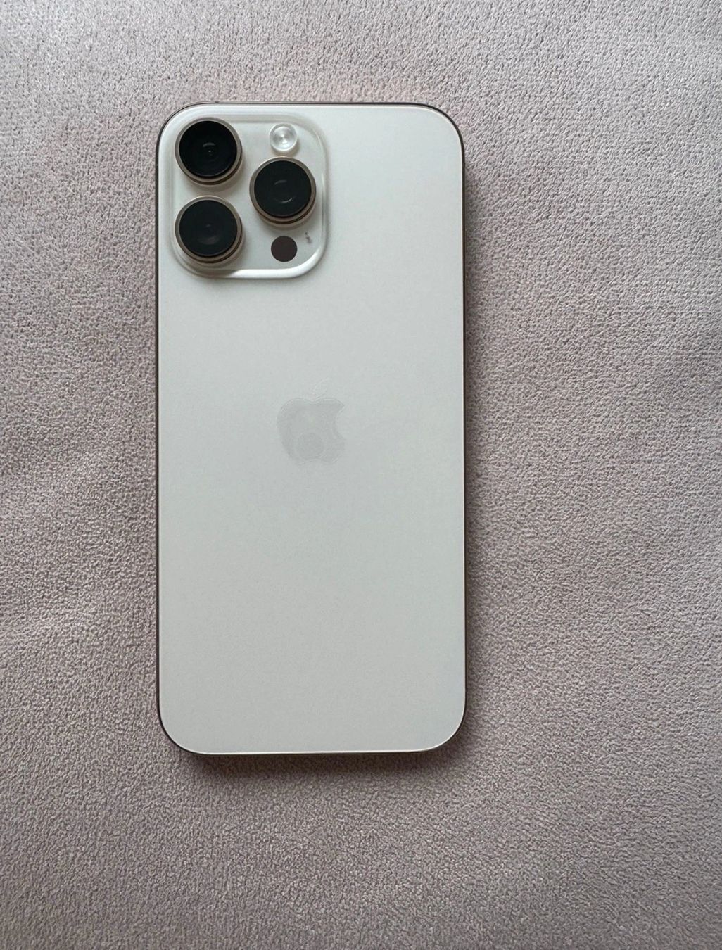 Apple Handys / Smartphones: iPhone 16 Pro Max 256 GB NEU Titan Desert – Neu und originalverpackt aus Aarburg von kor_zmw5