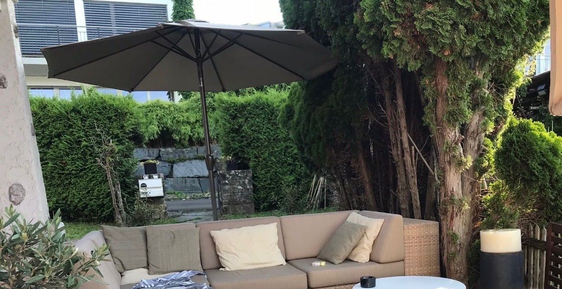 Parasols: Sonnenschirm mit Säule – D'occasion à Richterswil par CarlotaMaria 1