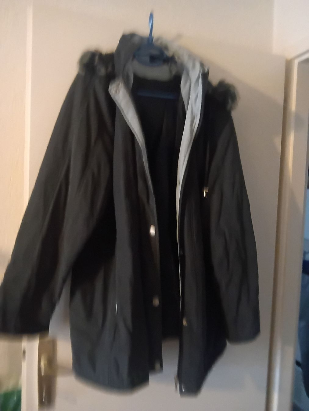 Mäntel: Manteau bleu avec capuchon. – Gebraucht aus Yverdon von Nany6