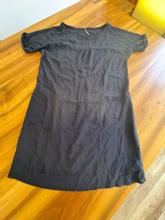 Schwarzes Sommerkleid von Manila Grace, Grösse 38 (IT44)