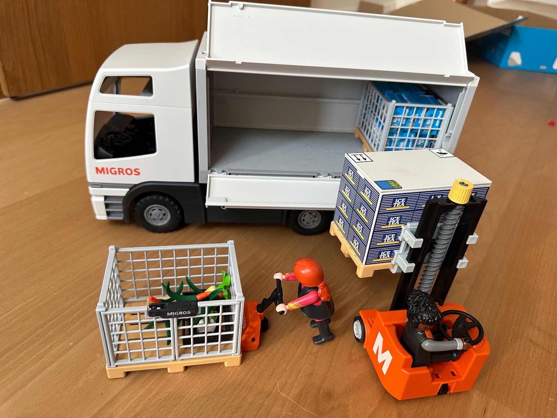 Giocattoli: Playmobil Migros – Nuovo (secondo la descrizione) da Zürich venduto da Luchio 5