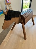 Holzpferd zum Spielen, guter Zustand!