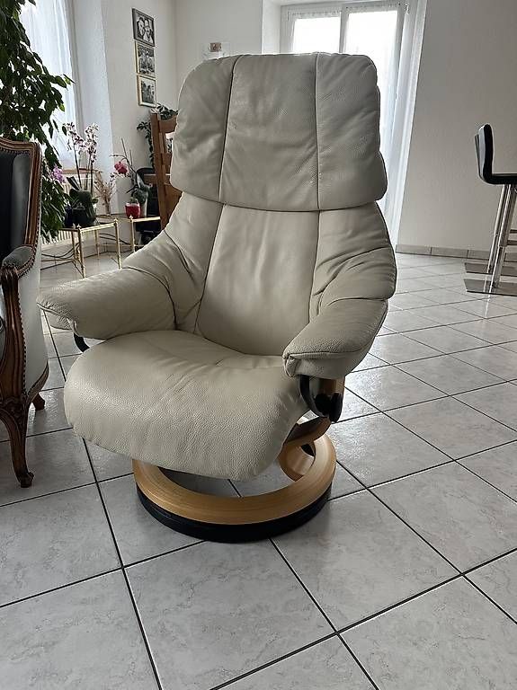 Fauteuils: Fauteuil Stressless Reno – D'occasion à St-Imier par ala_b9v9