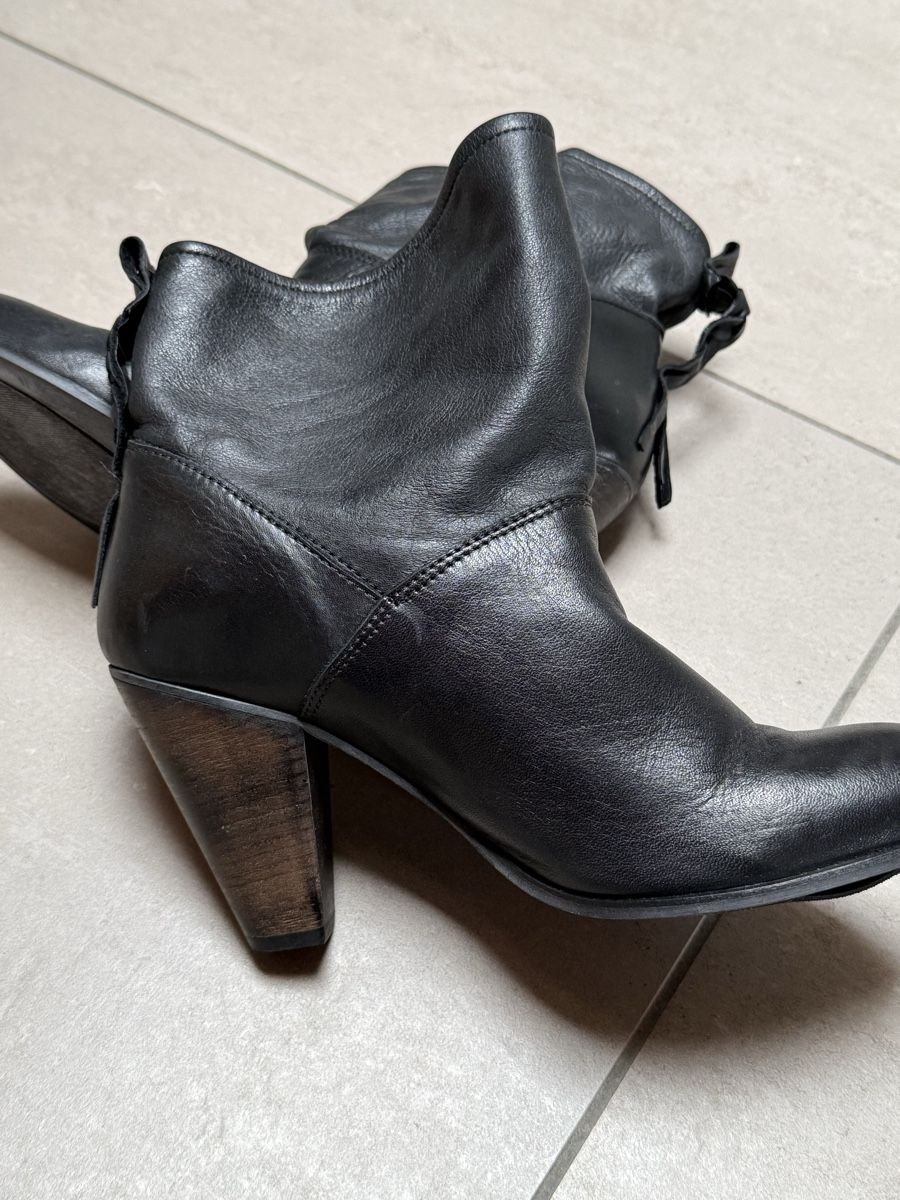 Scarpe da donna: Echtleder Stiefeletten – Usato da Sigriswil venduto da ck56 1