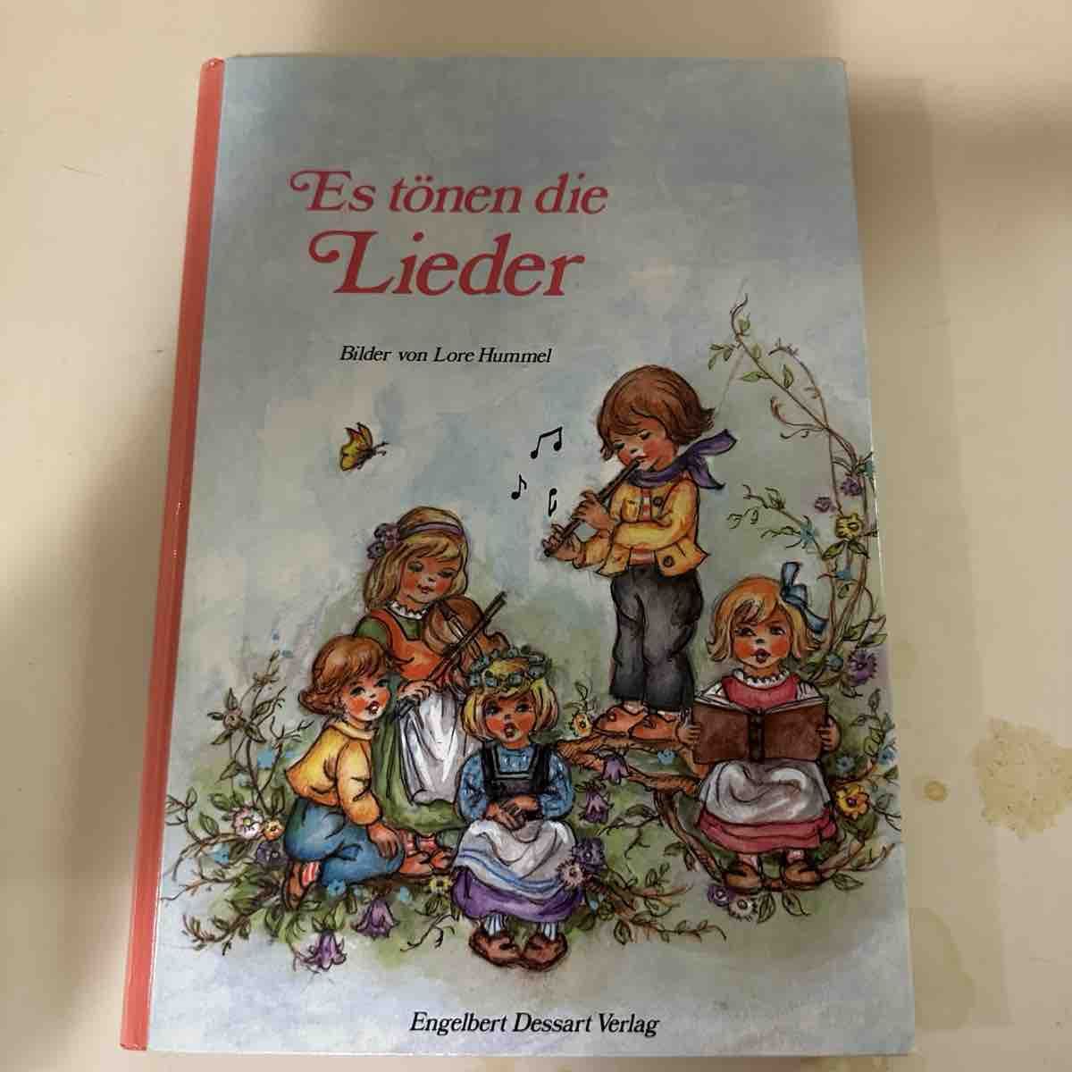Livres: Es tönen die Lieder Buch Lore Hummel Engelbert – D'occasion à Krauchthal par Kiddy32