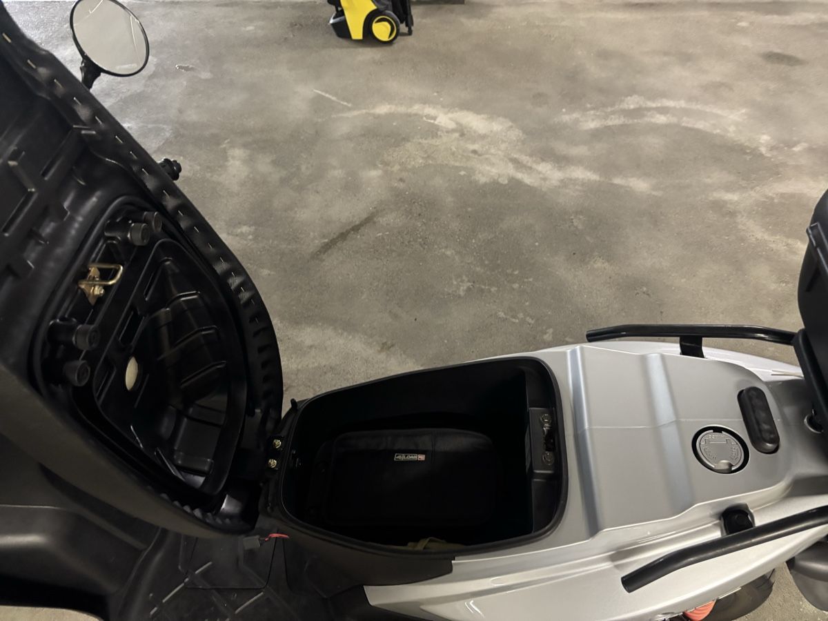 Strada: Roller Kymco Agility 125 – Usato da Aadorf venduto da krhu 4