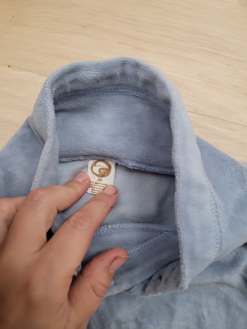 Pullover & Sweatshirts: pullover Gr. 98 – Gebraucht aus Lupsingen von sta_wgg5 2