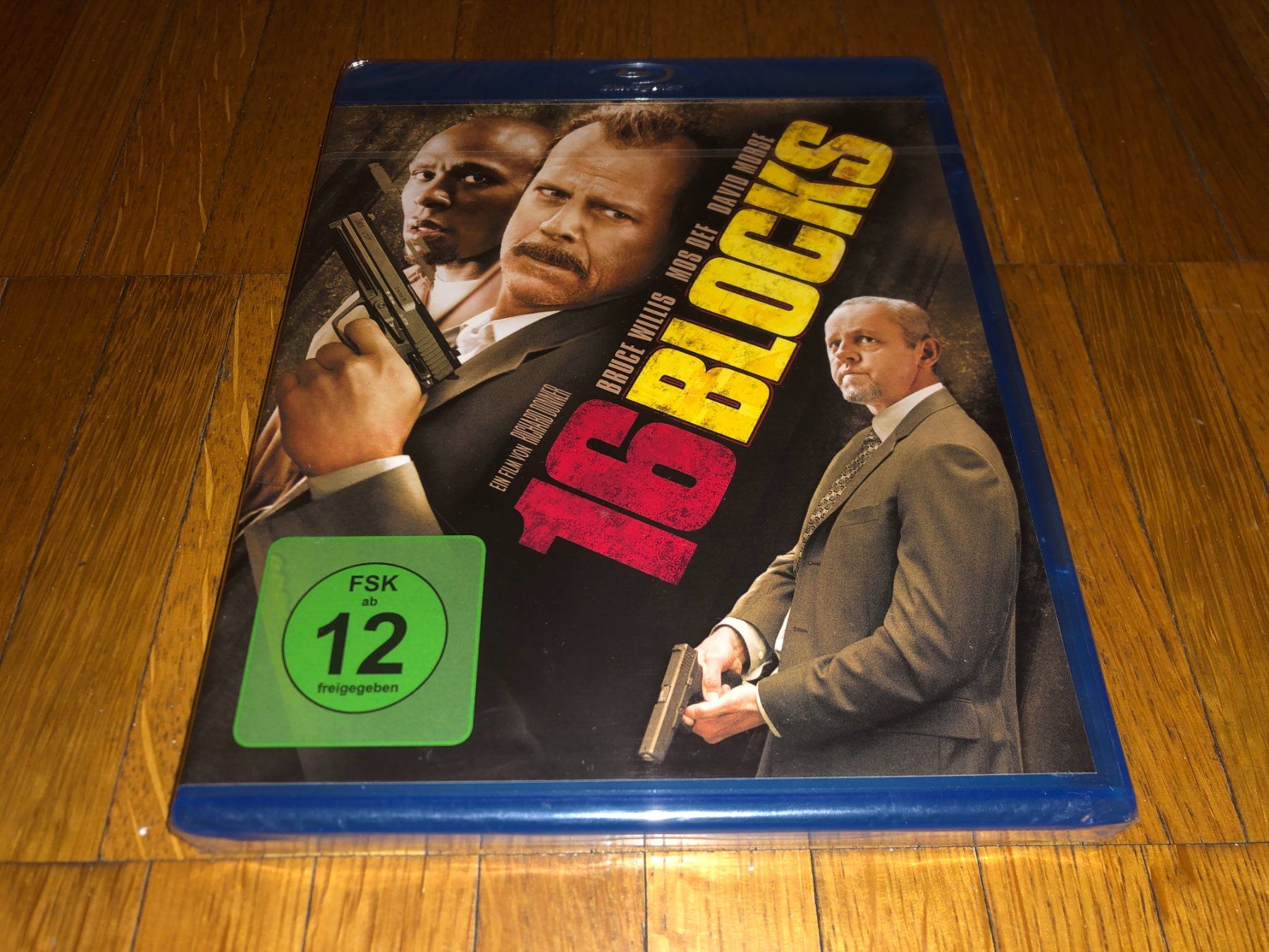 Tutti i DVDs: 16 Blocks - BLU-RAY - UNCUT – Nuovo e nell'imballaggio originale da Basel venduto da havsok
