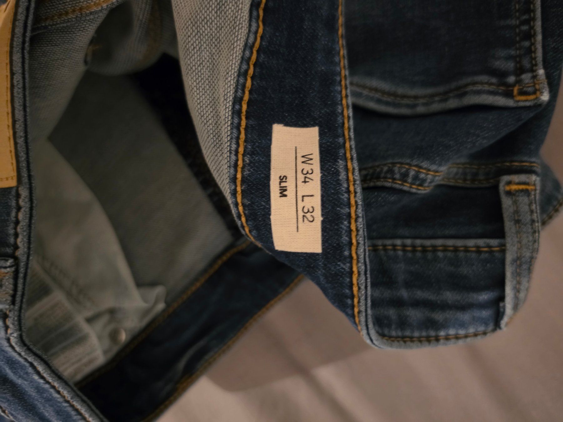 C&A Jeans: Jeans C&A slim 34x32 – Usato da Yverdon-les-bains venduto da z_vtl1 2