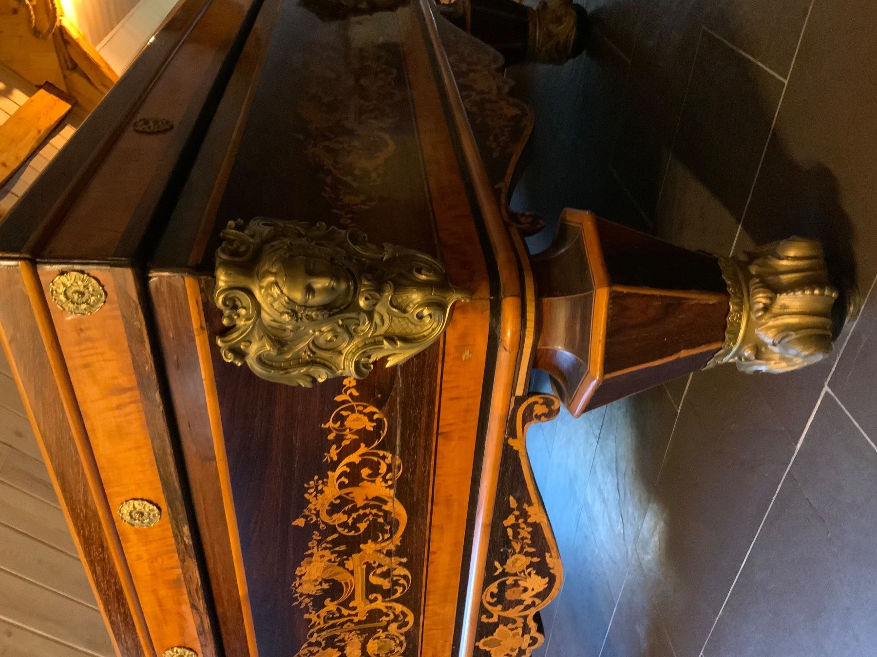 Billiardtische: Billard ancien XIX Carambole type Charles X – Gebraucht aus Bex von prb_8wzv 2