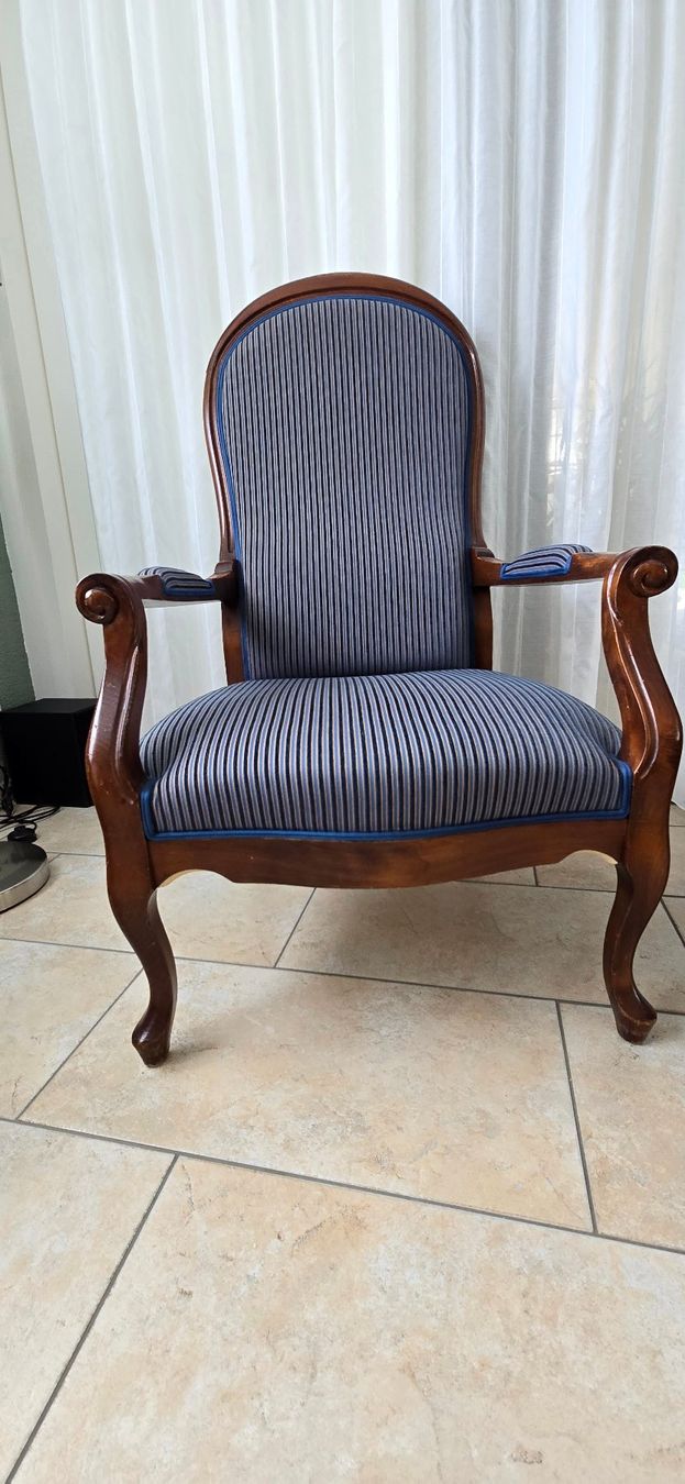 Chaises: Antike Stühle – D'occasion à Matten b.Interlaken par Gelbli 2