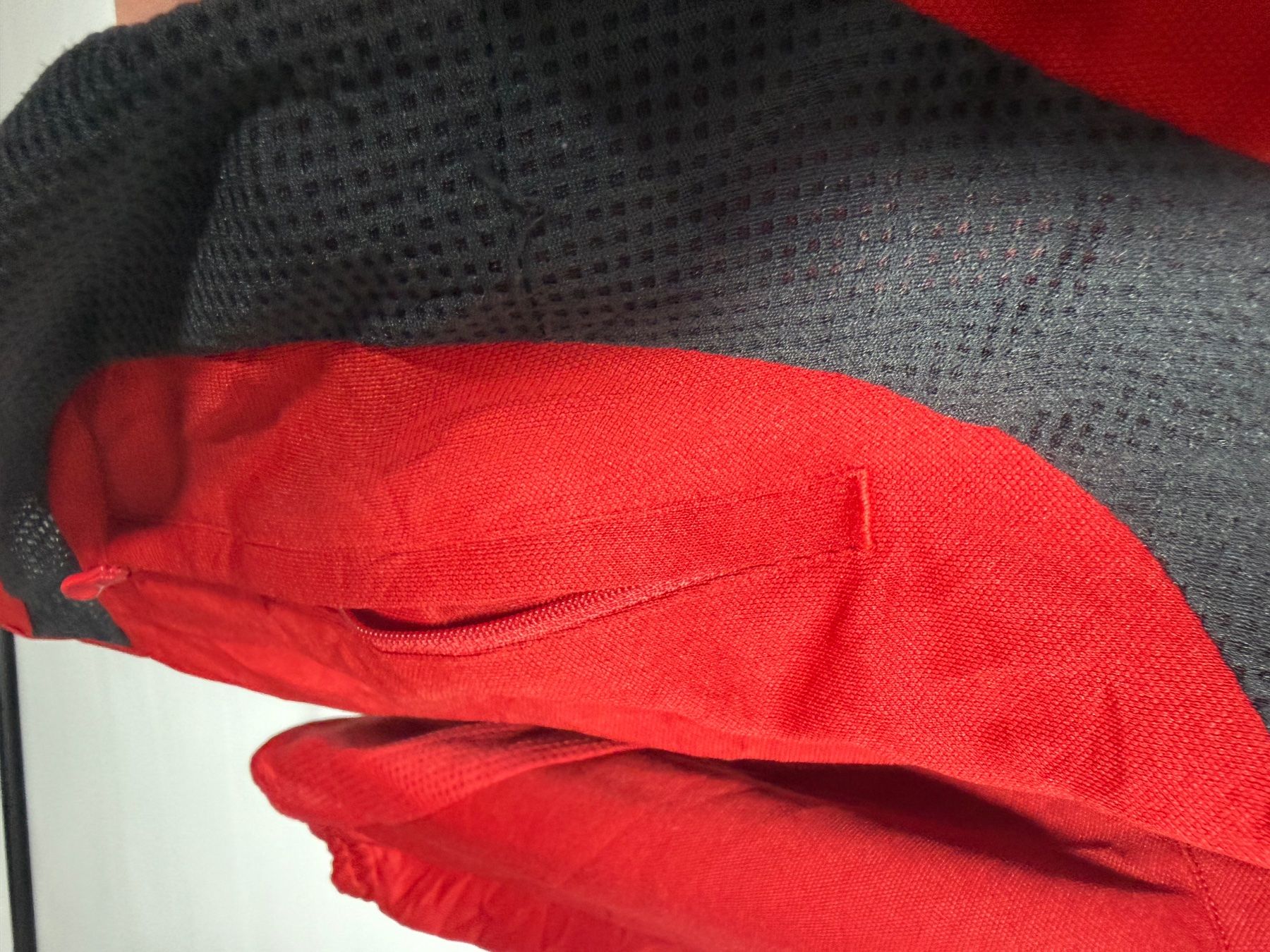 Maglioni & Felpe: Adidas Trainingsjacke  XL – Usato da Mühledorf BE venduto da ericgrunder_12 2