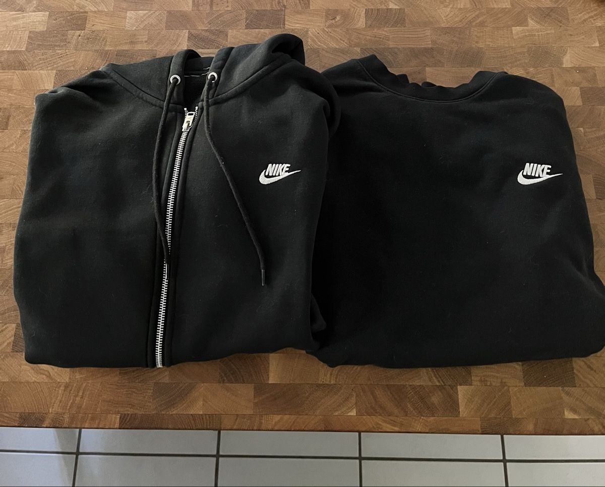 Nike Maglioni & Felpe: Nike Pullover & Zip-Hoodie Set, Schwarz – Usato da Lohn-Ammannsegg venduto da Whis
