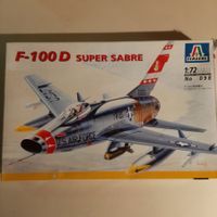 2201 ... N.A. F-100 D Super Sabre ... Italeri 098