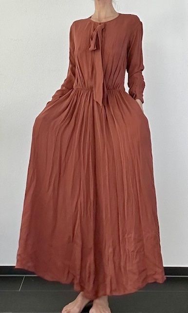 Robes: Silk maxi dress – D'occasion à Dallenwil par ZD2019 6