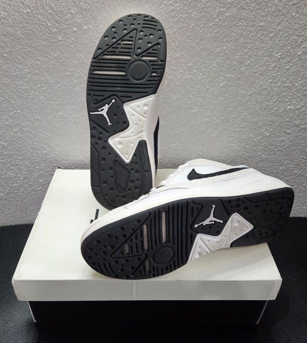 Jordan Scarpe da uomo: Nike Jordan CMFT Era [43] – Nuovo (secondo la descrizione) da Dietikon venduto da NGood 4