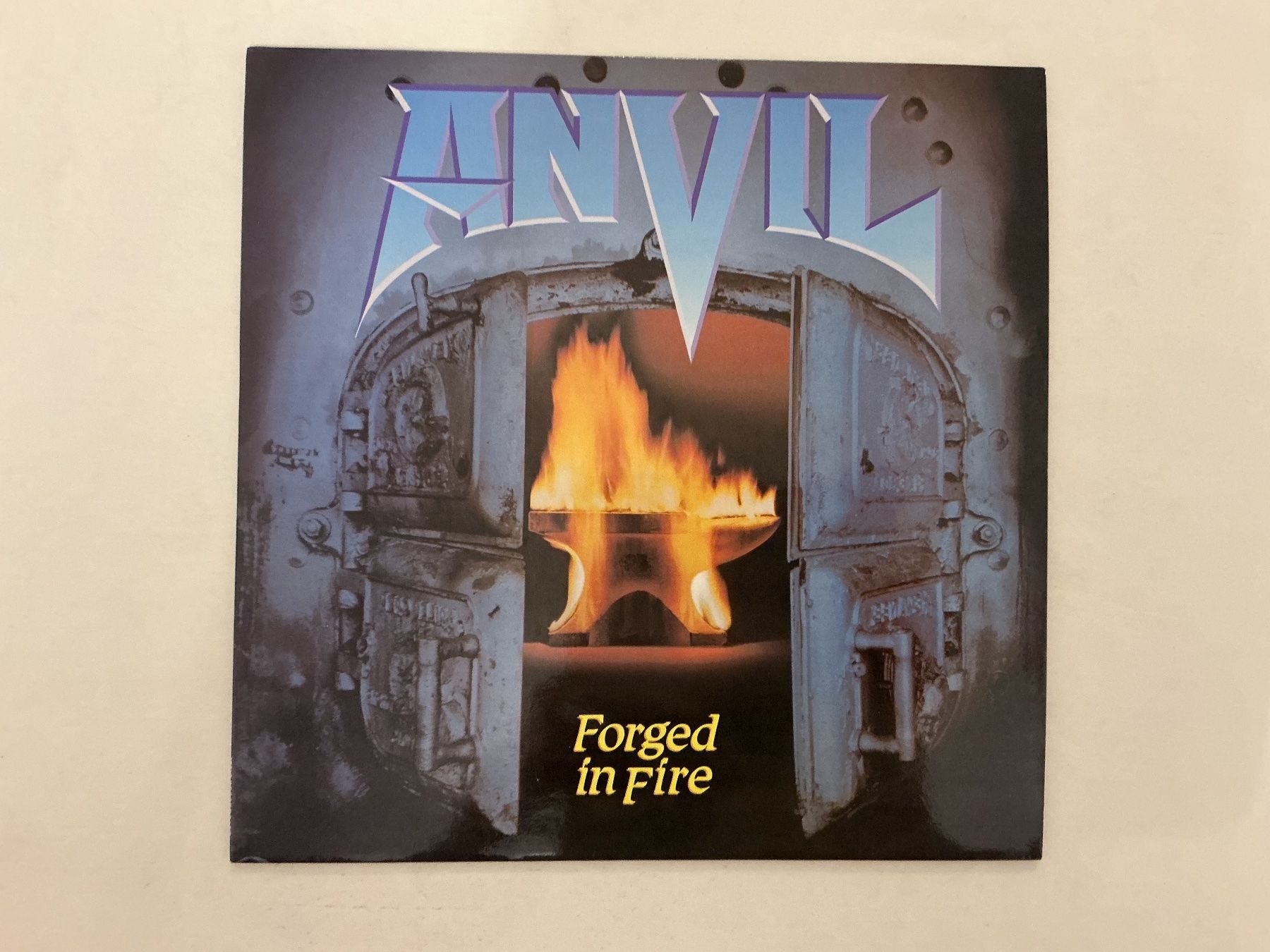 Dischi in vinile: Anvil LP - Forged in Fire – Usato da Winterthur venduto da Tumko-Vinyl