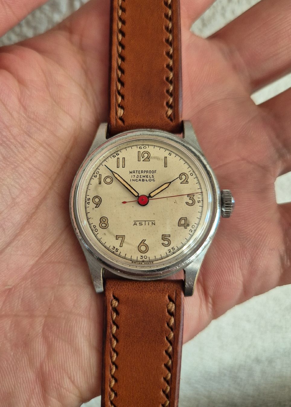 Orologi: Astin vintage mécanique – Usato da Romanel-s-Lausanne venduto da kev_r7mx