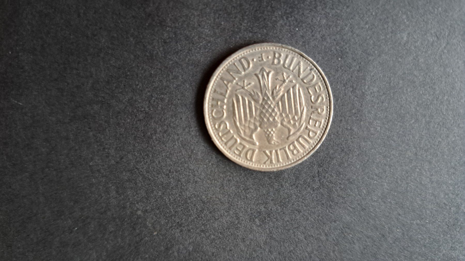 Tutti le monete: 3 Stk. 1 DM Münzen – Usato da Affeltrangen venduto da Handre 5