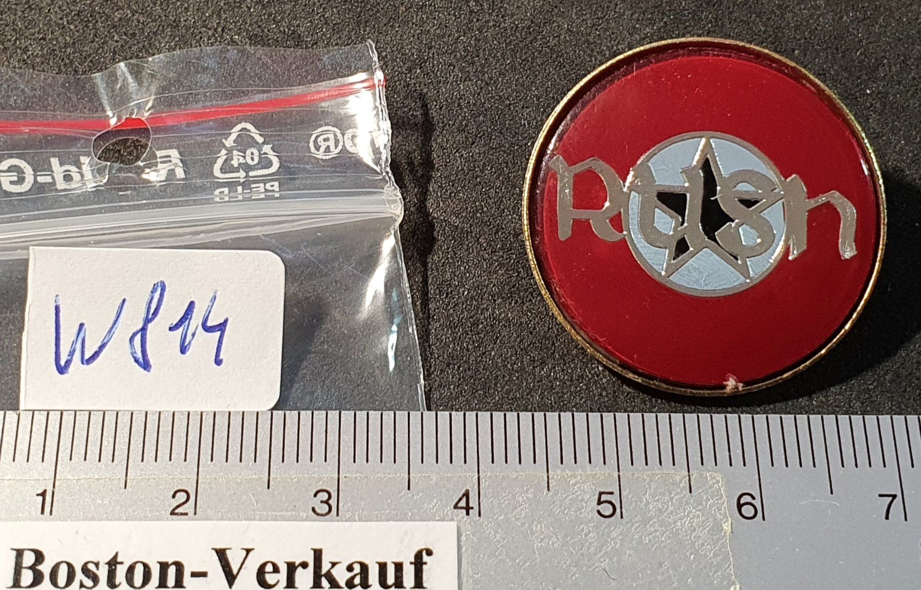 Spille & Fermagli: W814 - Brosche Musik Gruppe RUSH – Usato da Reinach BL venduto da Boston-Verkauf 2