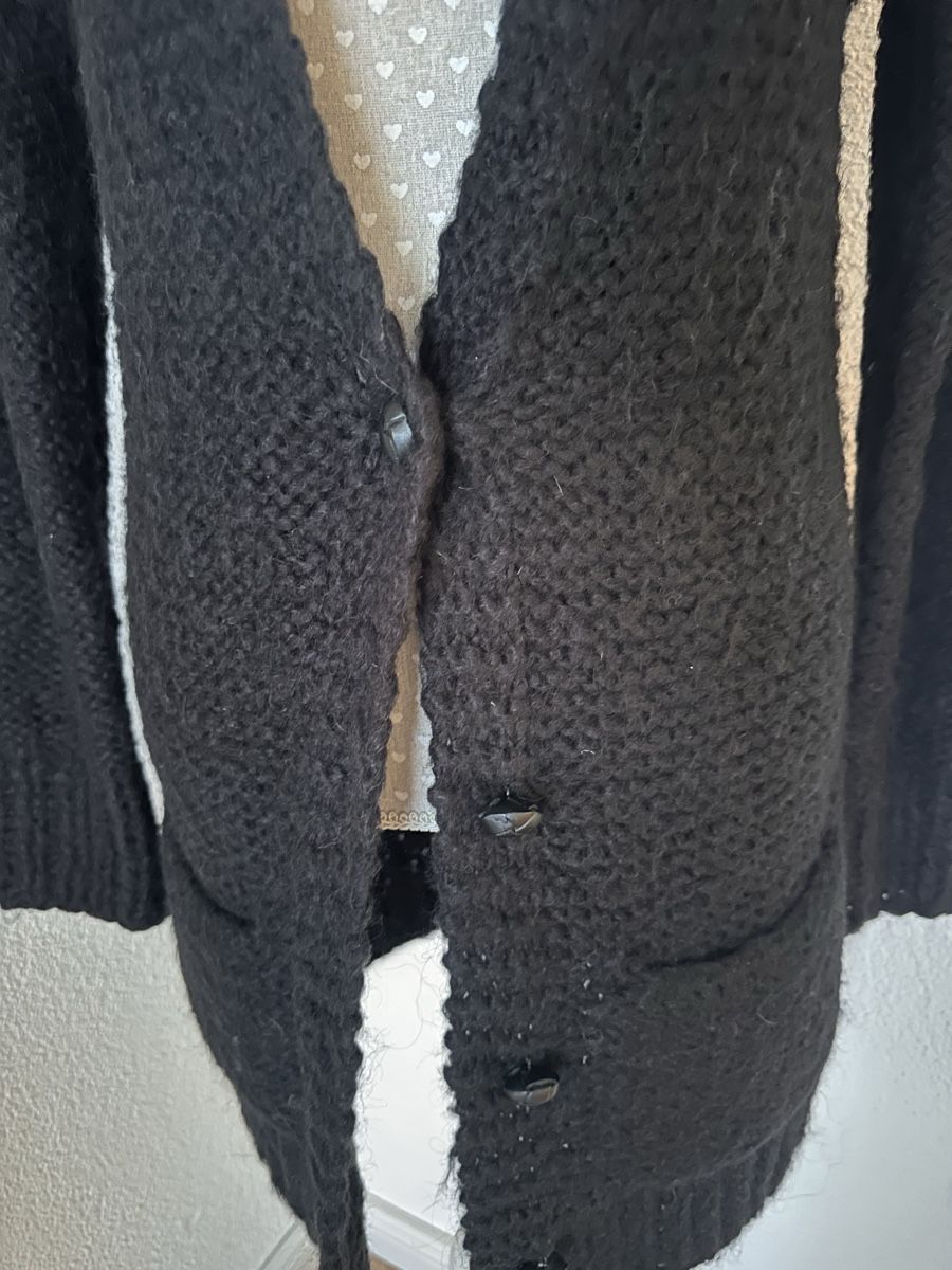 Maison Scotch Giacche: Tolle schwarze Strickjacke von Maison Scotch – Nuovo (secondo la descrizione) da Siebnen venduto da tan_sn8j 1